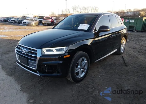 2018 Audi Q5 2.0T Premium/2.0T Tech Premium z USA, uszkodzony, nr VIN WA1BNAFY5J2083809